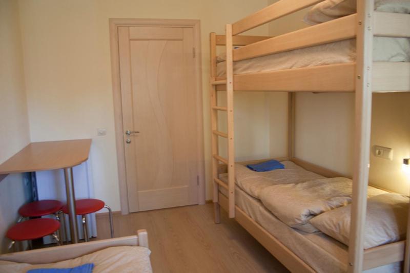 Petrani Hostel Kiev Exteriör bild